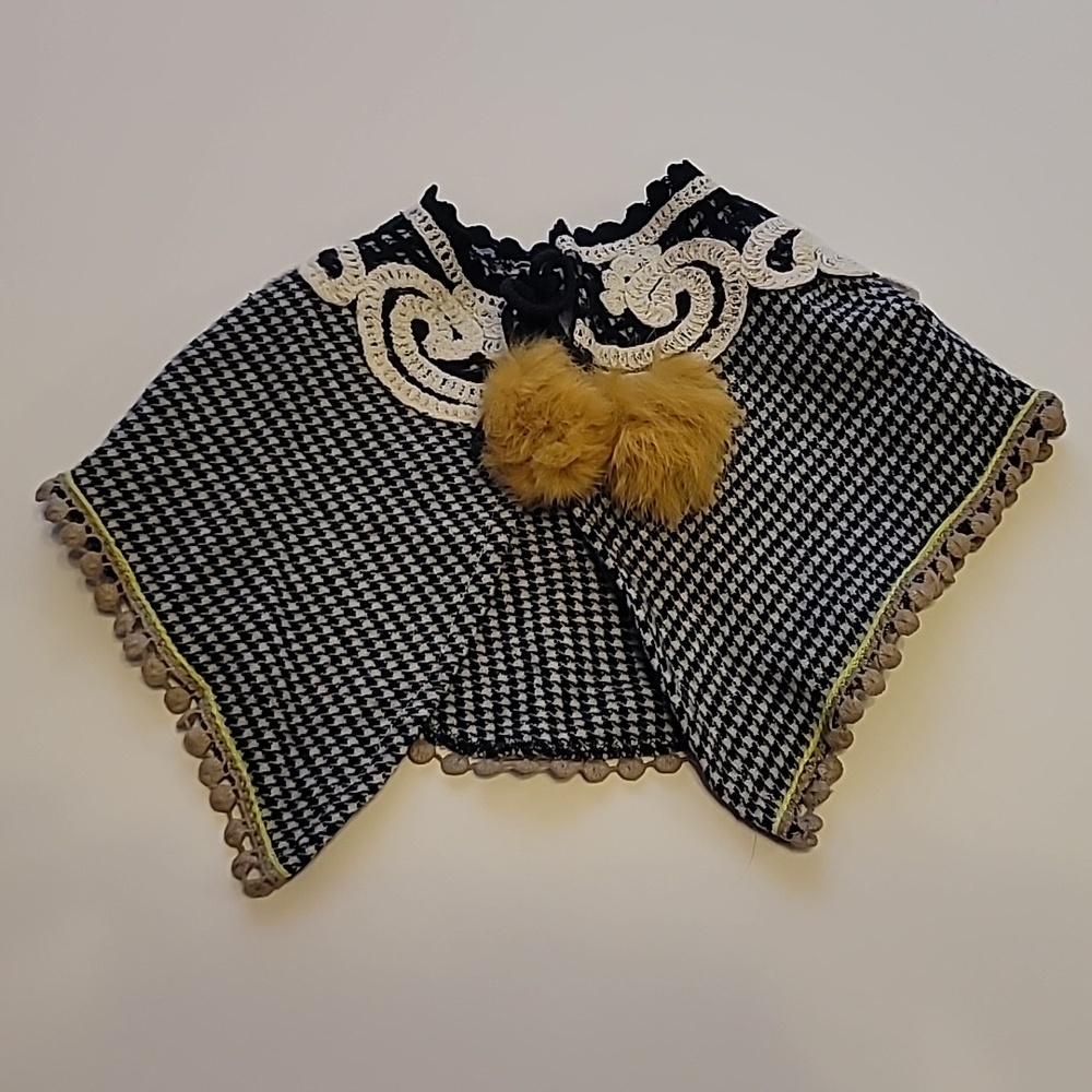 Stylish Black and White Houndstooth Cape with Gold Accents